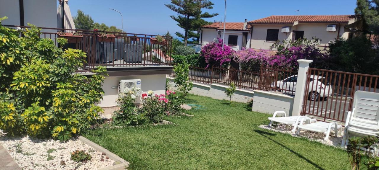 Alba De Mar B&B Roseto Capo Spulico Extérieur photo
